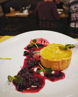 Vinsanto wine bar. Бронируйте столики по акции 6