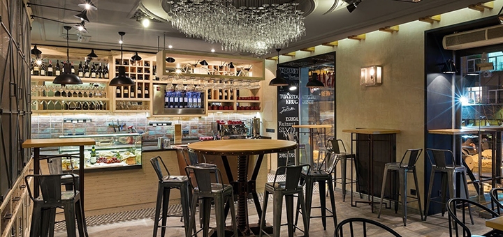 Vinsanto wine bar. Бронируйте столики по акции 4