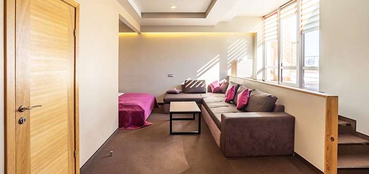 Mini-hotel "People Hotel" in Odessa. Book rooms on promotion 7
