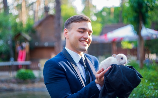 Magician and illusionist Nikolai Usichenko in Kiev. Discounted performance.