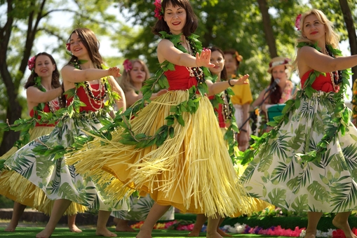 заняття гавайськими танцями в «Moana Hula Studio» по акції 4