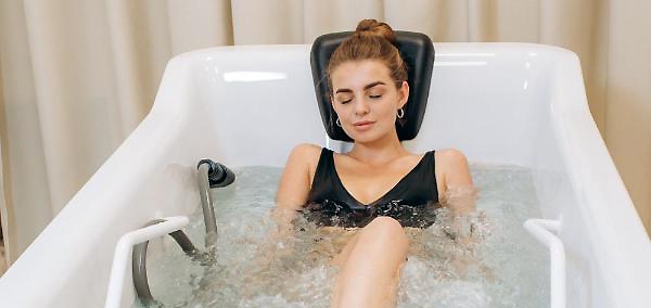 Hotel MORVA Premium Spa Resort in Yaremche. Book with 25 promotion