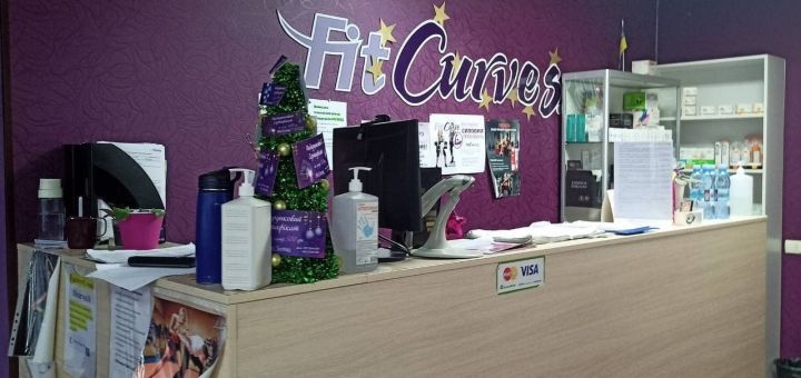 Fit curves на Житомирській у Києві