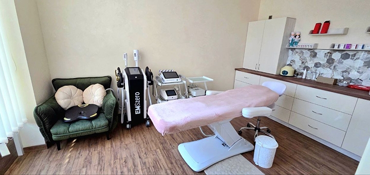 Skok 2U Beauty Clinic, a plastic surgery and cosmetology clinic. Get a 6% discount.