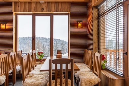 Hotel Rich Oak in Yablunytsia. Visit for promotion 15