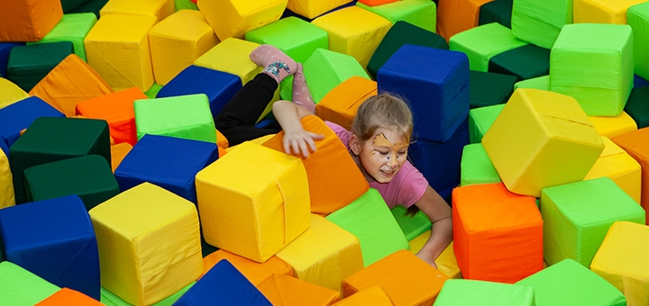 Children's Planet in Cosmo Multimall. Visit with a special offer of 5