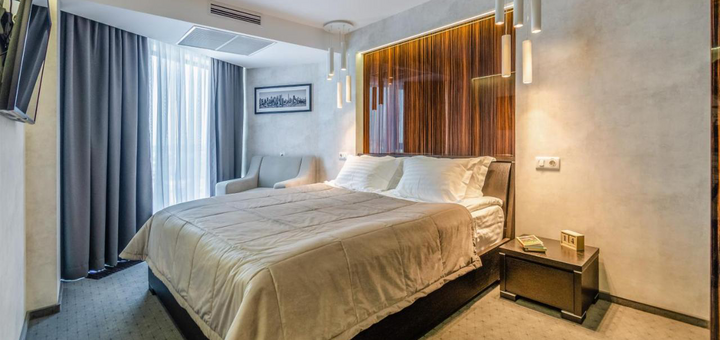 Hotel Tourist in Kyiv. Book a room with promotion 10