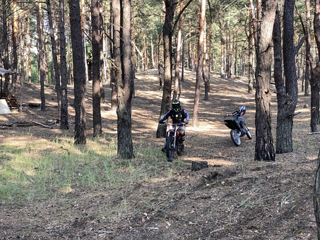 Neo Ride Electric Motorcycle Rentals on Special 16