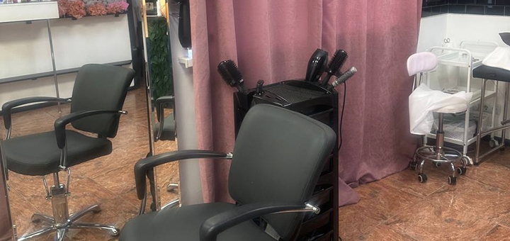 BlooM Beauty Center. Visit with a special offer of 8