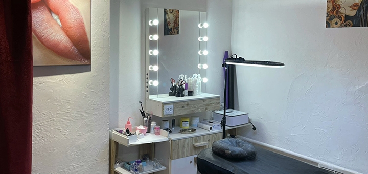 Cosmetologist Yulia Khometskaya. Visit with a special offer of 7.