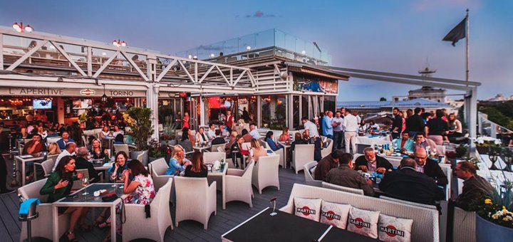 Акция на десерты в «Martini Terrace restaurant»