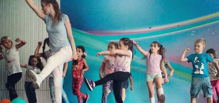 Акция на занятия в школе «Triumph Dance Family»