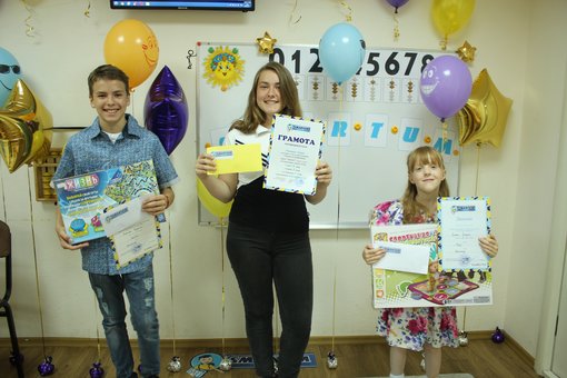 Занятия ментальной арифметикой в центре развития интеллекта «SmartUm» в Кременчуге. Записывайтесь на курсы по акции.