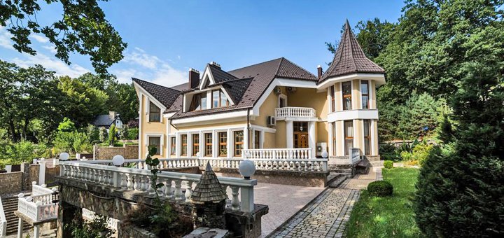 Скидки на отдых в отеле Vip House «Гнездо Голубки» в Шаяне1