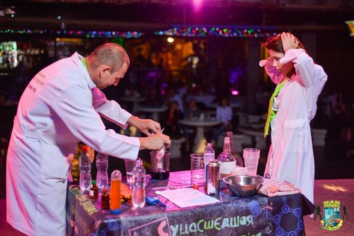 Scientific and entertainment show «Crazy Laboratory» in Lviv. Buy tickets for the promotion.