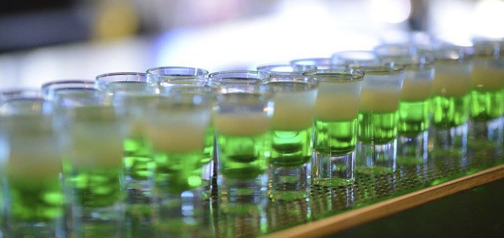 Знижки на коктейлі в барі «barman dictat»