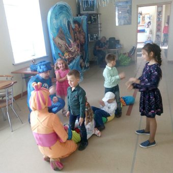 Організація свята у стилі фіксиків у кафе-кондитерській «Зефір» у Києві. Замовляйте по акції.