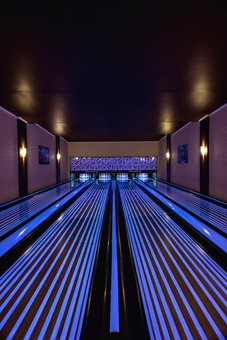 Bowling at the V&P hotel and retail complex near Khusti in Transcarpathia. Book a ticket with a low price.