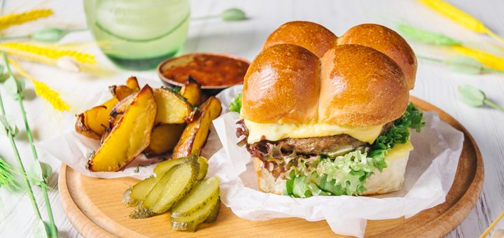Акция в ресторане-кафе «Prynada Ukrainian Cafe» в Киеве 1