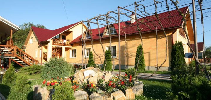 Скидки на отдых в отеле «У Гали» в Солочине в Карпатах недалеко от подъемников2