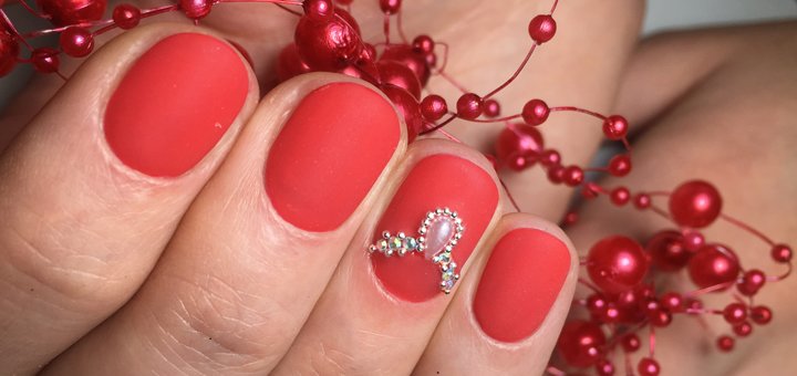 Апаратний манікюр у салоні «Beauty Pro» у Харкові. Замовляйте по акції