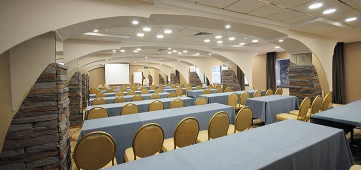 Скидки на отдых в отеле Premier Hotel Lybid30