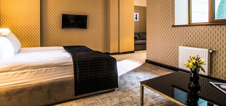 Discounts for holidays at the wall street hotel 9