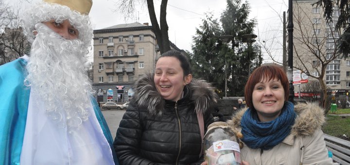 Майстер-класи від дитячого клубу «Busy Bee Club» у Києві. Записати зі знижкою