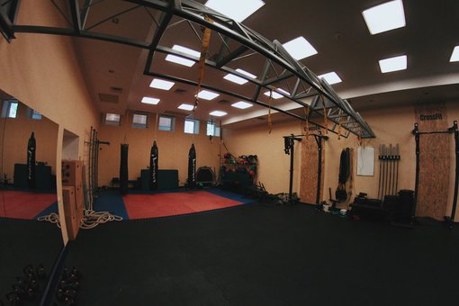 Gym at the londonskaya hotel in odessa. order with a discount