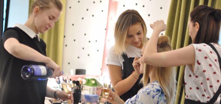Укладка со скидкой в  Roomyana Beauty Club 7