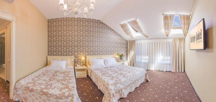 Discounts for holidays at vintage hotel3