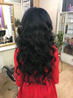 Зачіски в студії краси «Dali's Hair & Beauty Studio». Записати зі знижкою