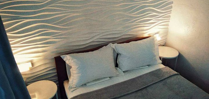 Спальня однокомнатного номера в мини-отеле «Мрия» в Затоке. Бронируйте по скидке.5