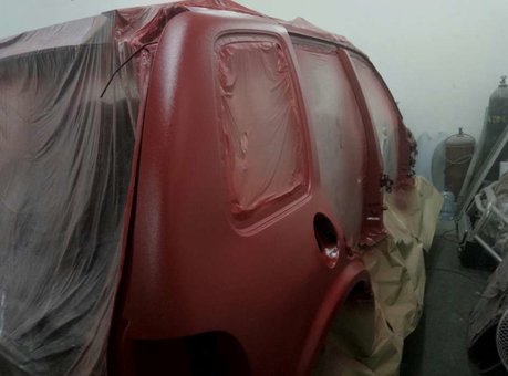 Фарбування позашляховика від компанії WestArt в Києві. Замовити зі знижкою