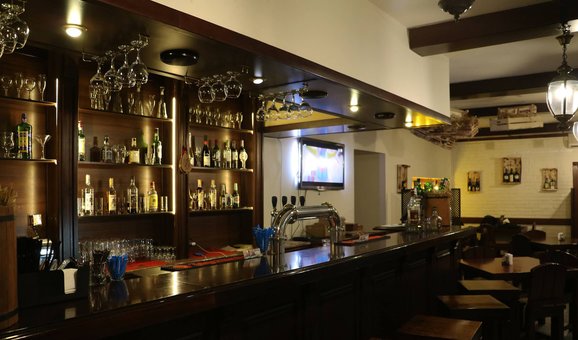 Bar in the cafe "Tarabar" in the Dnieper. Order by stock